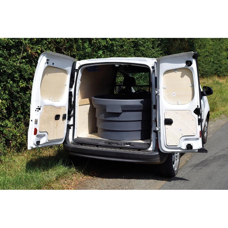 Pastevní napájecí nádrž SUPERBAC 650 l oválná pro skot a koně